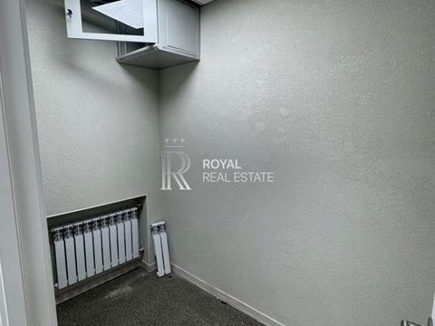 комерційна за адресою Драгоманова вул., 27