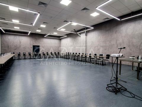 коммерческая по адресу Антоновича ул. (Горького), 50