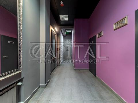 коммерческая по адресу Антоновича ул. (Горького), 50