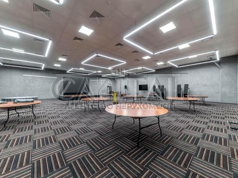 коммерческая по адресу Антоновича ул. (Горького), 50