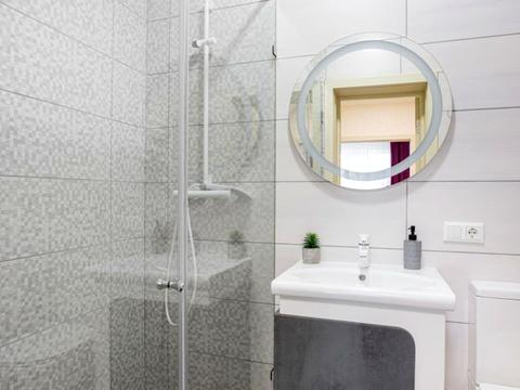 квартира за адресою Софії Русової вул., 7-Г