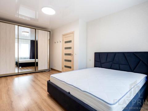 квартира за адресою Софії Русової вул., 7-Г