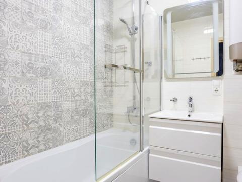 квартира за адресою Софії Русової вул., 7-Г