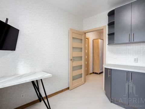 квартира за адресою Софії Русової вул., 7-Г