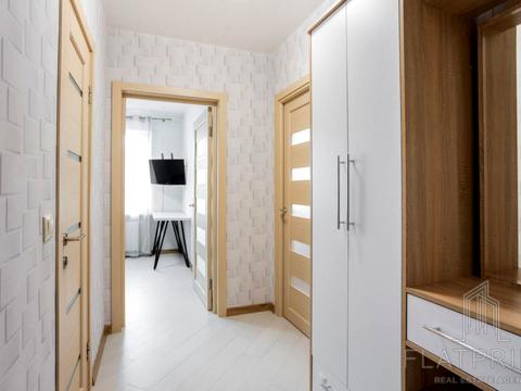 квартира за адресою Софії Русової вул., 7-Г