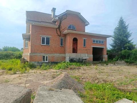 дом по адресу золочевська