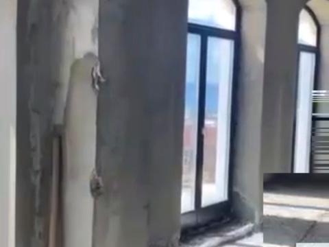 дом по адресу Лазурная, 1