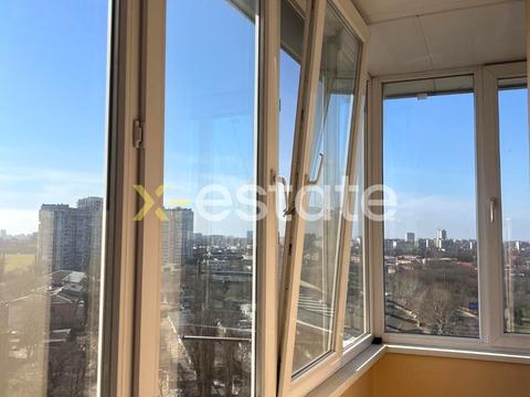 квартира за адресою Середньофонтанська вул., 12а