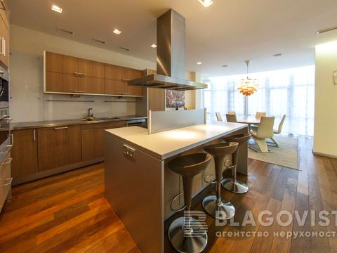 квартира за адресою Провіантська вул. (Галі Тимофєєвої), 3