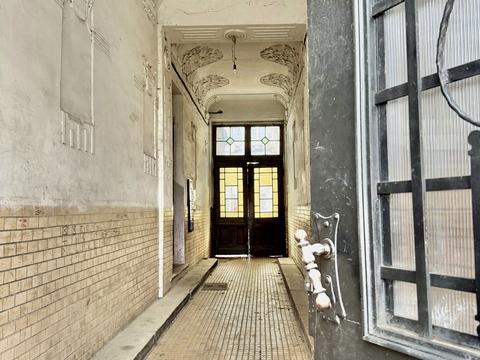 квартира за адресою Євгена Коновальця вул. (), 15