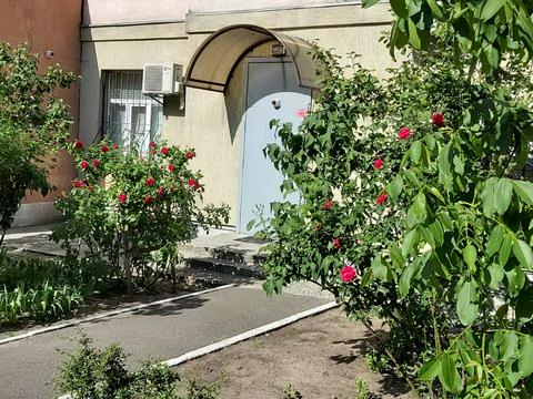 комерційна за адресою Миколи Голего вул. (Лебедєва-Кумача), 5