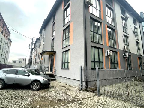 квартира за адресою Вишнева вул., (Будинок)