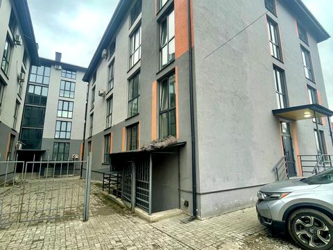 квартира за адресою Вишнева вул., (Будинок)