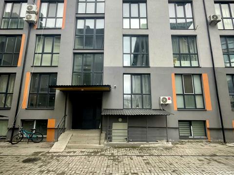 квартира за адресою Вишнева вул., (Будинок)