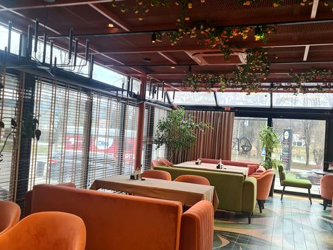 комерційна за адресою Сергія Скальда вул. (Комарова), 1