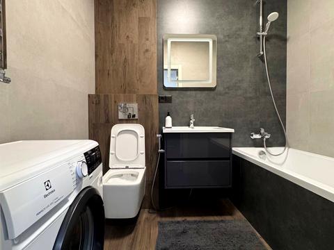 квартира за адресою Тернопільська вул., 21є