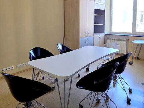 комерційна за адресою Січових Стрільців вул. (Артема), 79