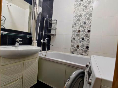 квартира за адресою Академіка Янгеля вул., 8