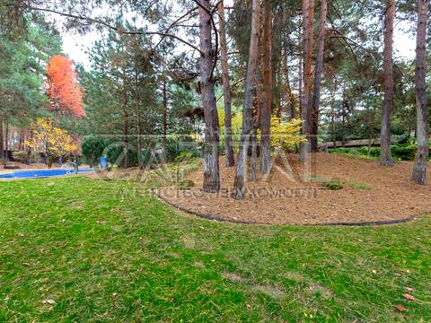 будинок за адресою Дружби вул., 1