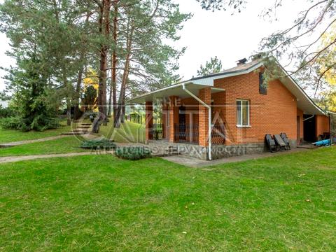 будинок за адресою Дружби вул., 1