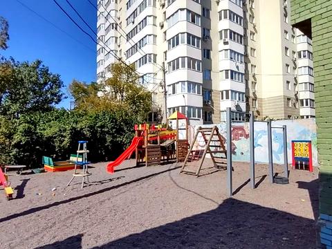 квартира за адресою Мальовнича вул. (Скворцова), 4