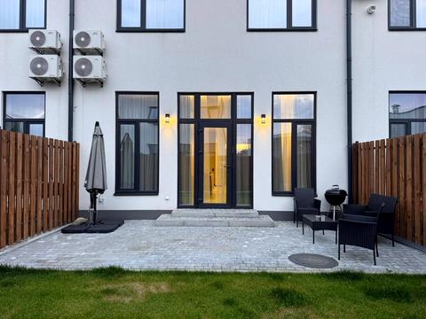 будинок за адресою Виноградна вул.