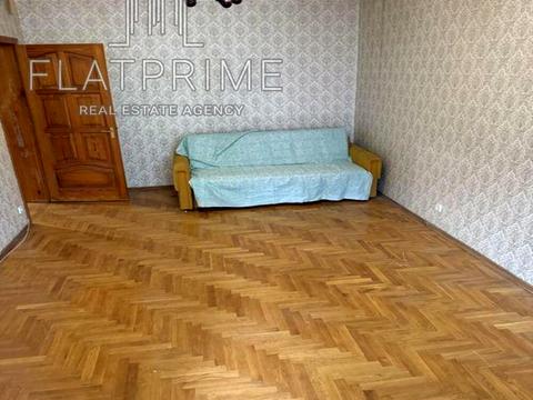 квартира за адресою Анни Ахматової вул., 15