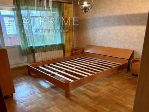 квартира за адресою Анни Ахматової вул., 15