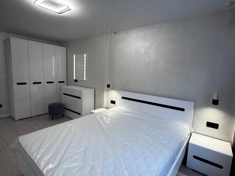 квартира за адресою Білогірська вул., 13