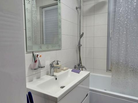 дом по адресу Ялинкова