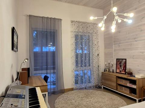 дом по адресу Ялинкова