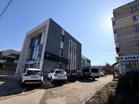 комерційна за адресою Миколи Карнаухова вул. (Мірющенка), 21
