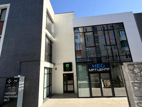 комерційна за адресою Миколи Карнаухова вул. (Мірющенка), 21