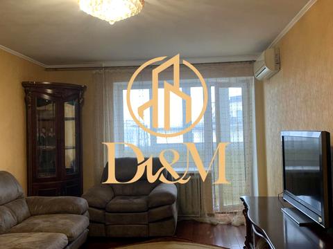 квартира за адресою Верховної Ради бульв., 19