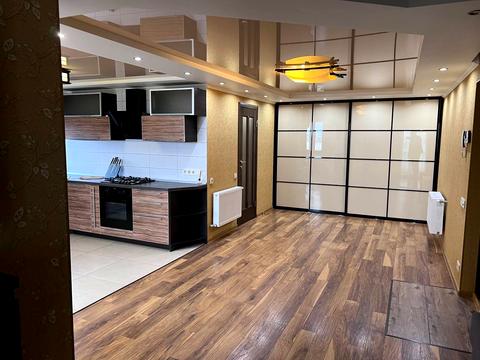 квартира по адресу Героев Харькова просп. (Московский), 124/7