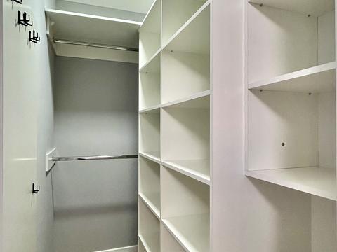 квартира за адресою Тролейбусна вул., 16