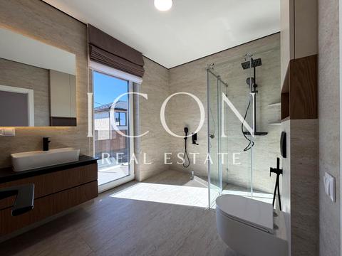 будинок за адресою Грушева вул.