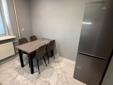 квартира за адресою Червоної Калини просп., 104