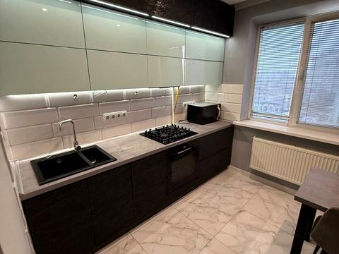 квартира за адресою Червоної Калини просп., 104