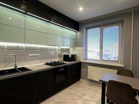 квартира за адресою Червоної Калини просп., 104