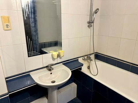 квартира по адресу Азербайджанская ул. (Бакинських Комісарів), 16/4