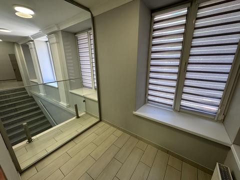 комерційна за адресою Грецька вул., 52