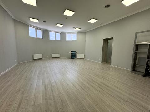 комерційна за адресою Грецька вул., 52