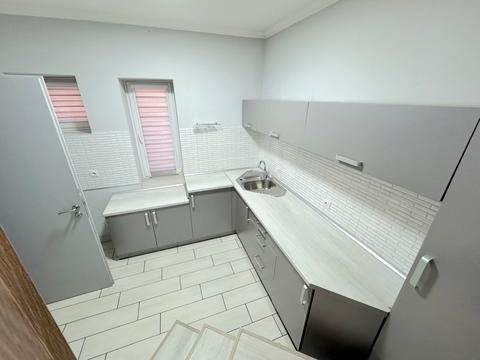 комерційна за адресою Грецька вул., 52