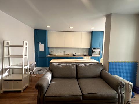 квартира за адресою Метрологічна вул., 15