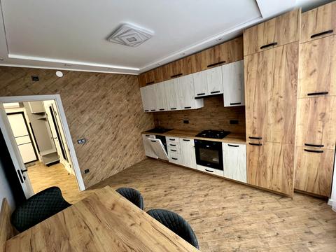 квартира по адресу Героїв Крут ул., 8