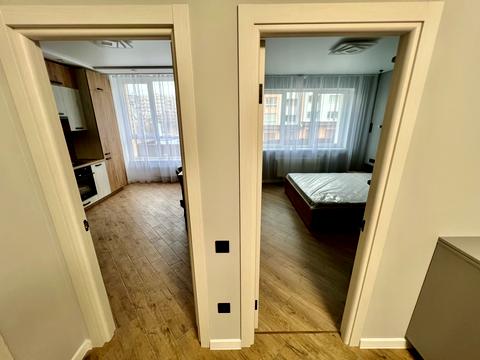 квартира по адресу Героїв Крут ул., 8