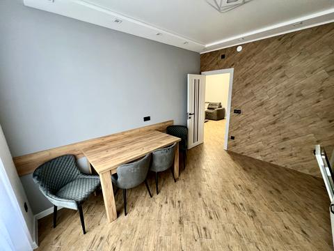 квартира по адресу Героїв Крут ул., 8