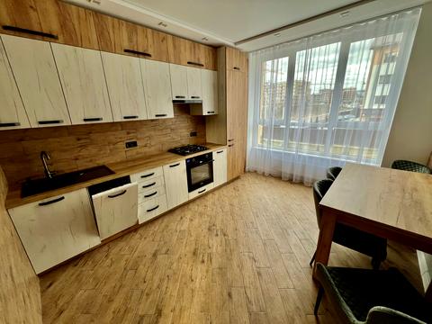 квартира по адресу Героїв Крут ул., 8