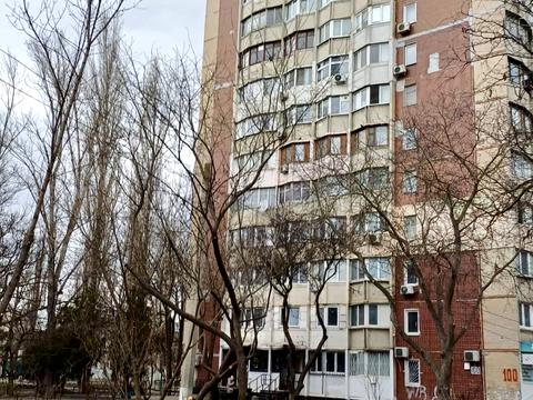 квартира за адресою Князя Володимира Великого просп., 100